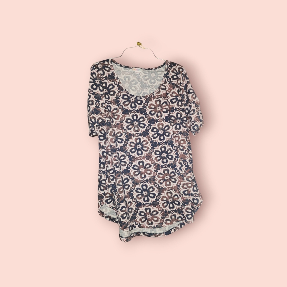 ^ Lularoe Tshirt